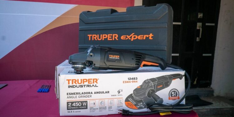 Entregan equipamiento y herramientas de trabajo a beneficiarios de la estrategia Tamaulipas Equipa