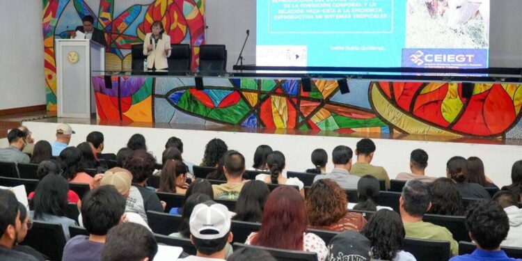 Inauguran Congreso de Ciencias Veterinarias en el 69 Aniversario de la FMVZ de la UAT
