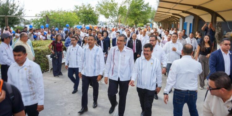 Inauguran Américo y Dámaso nuevos espacios universitarios en Nuevo Laredo
