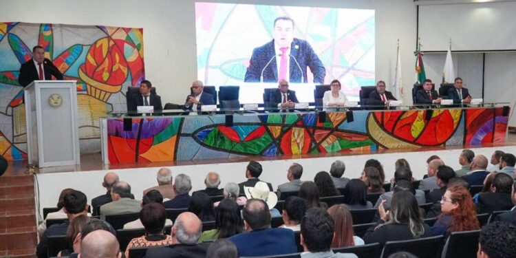 Inauguran Congreso de Ciencias Veterinarias en el 69 Aniversario de la FMVZ de la UAT