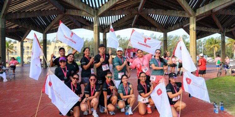 Realizan SEDENER y Woodside Energy carrera atlética por la sensibilización sobre el cáncer de mama