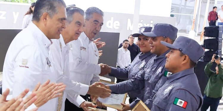 Anuncia Américo beca del 90% para que cadetes continúen estudios de Licenciatura en Seguridad Pública