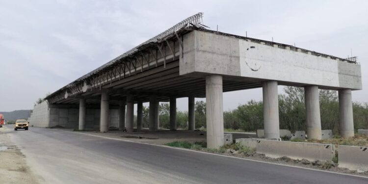 Puente Magueyes, obra que rescata el gobierno de Américo